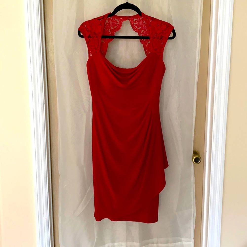 Holiday Dress ⭐️⭐️⭐️ Cachè Red Dress size 6